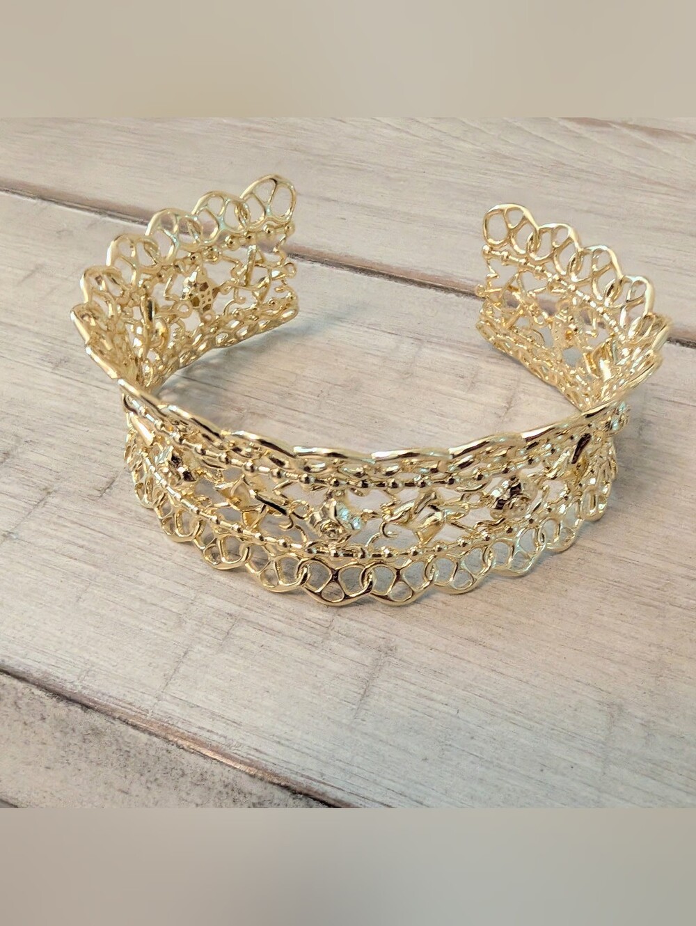Kendra Scott Krista Lace Cuff bracelet Gold